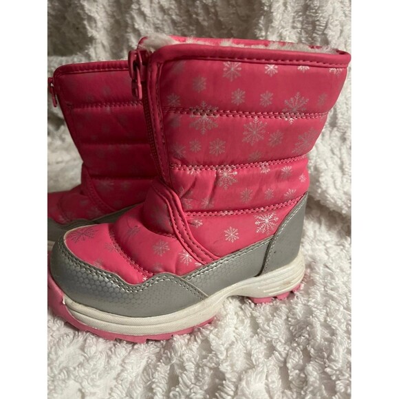Girls  Youth boots size 8 Pink with silver snowflakes - Picture 3 of 11
